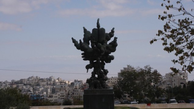 hadassah-hospital-sculpture--635x357