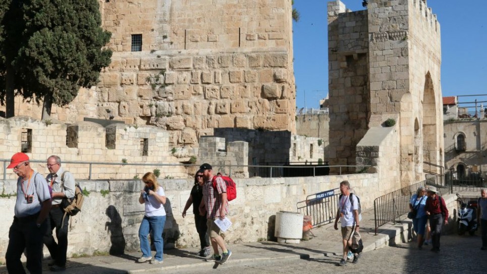 inside-jaffa-gate-by-citadel-7104-965x543